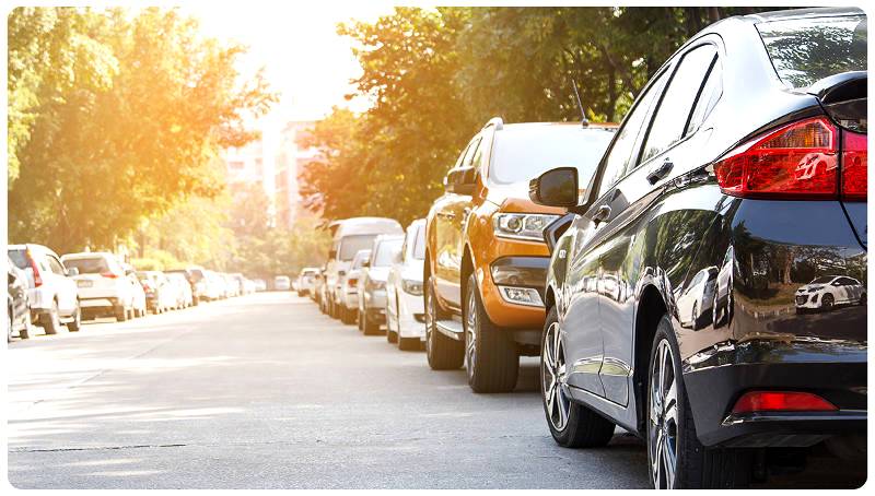 Bank Forecasts Minor Decline in 2019 New Vehicle Sales