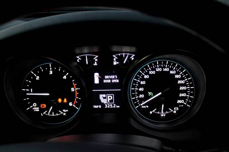 Toyota Land Cruiser 200