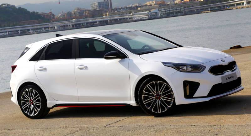 KIA ProCeed with new shooting brake body style