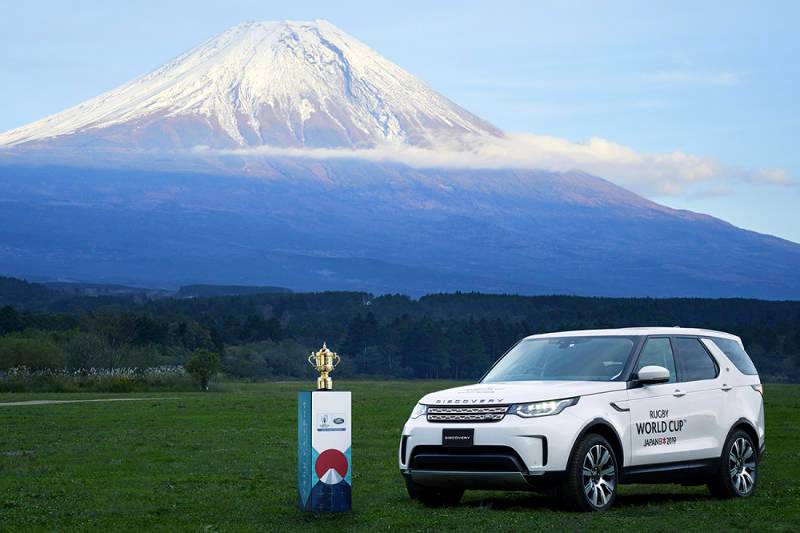 No brand understands the spirit of rugby like Land Rover