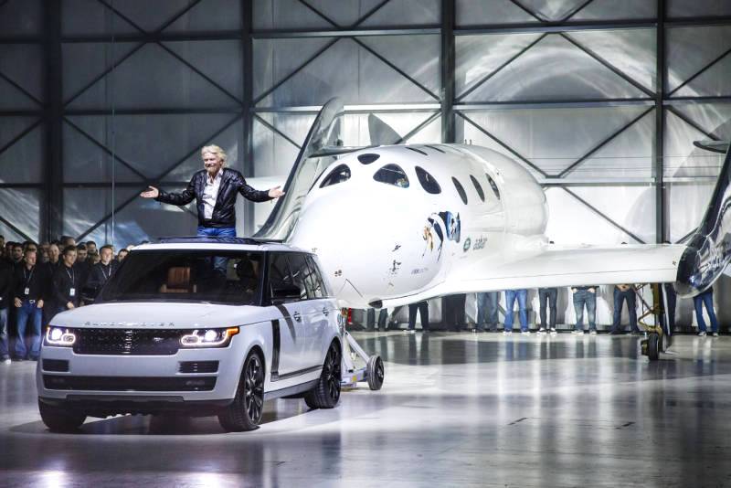Range Rover celebrate partnership with Virgin Galactic