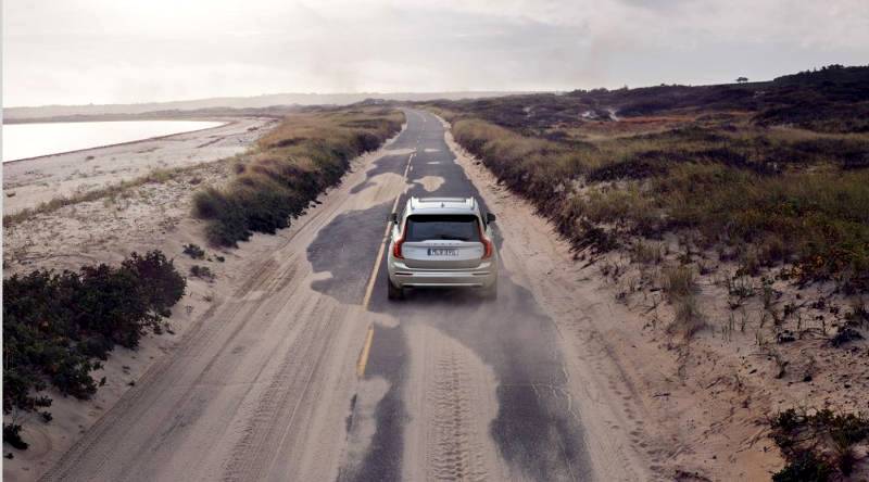 All Volvo cars with a power cord