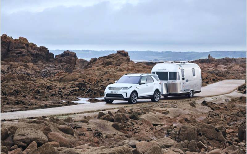 Land Rover Discovery Tow Assist technology