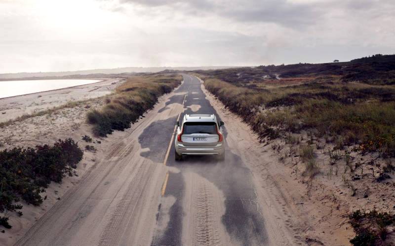 Volvo XC90 wins Large Luxury SUV