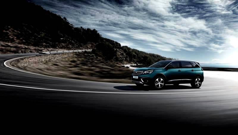 AWARD-WINNING PEUGEOT 5008 SUV CONTINUES TO IMPRESS