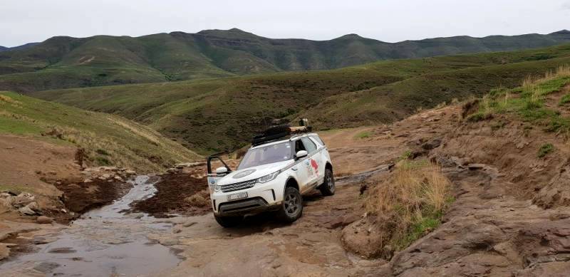 Kingsley Holgate and Last Lion Mike Nixon reach new heights