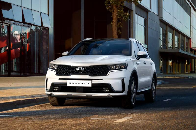 Progressive connectivity and driver assistance features