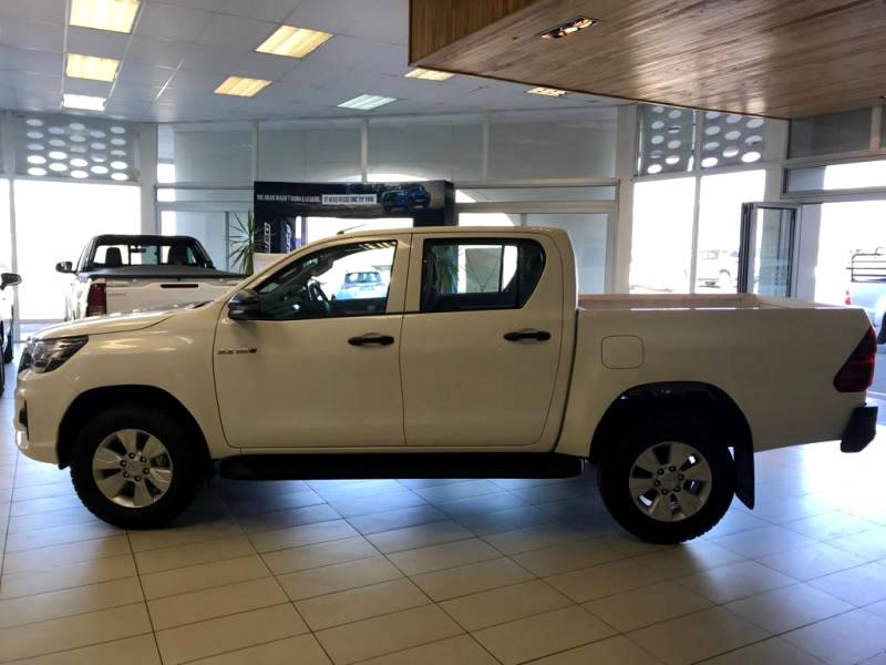 TOYOTA CONTINUES MARKET LEADERSHIP IN TOUGH ECONOMY