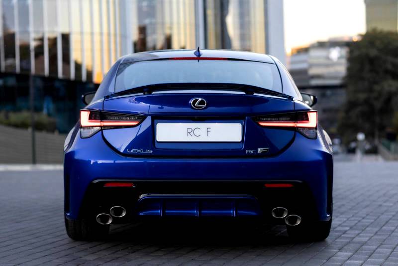 UPDATED: LEXUS TOPS UP THE SPEC