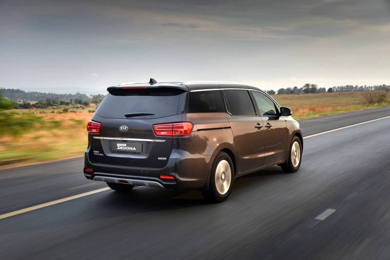 KIA Sedona receives PARENTS Magazine 2020 Best Family Cars Award