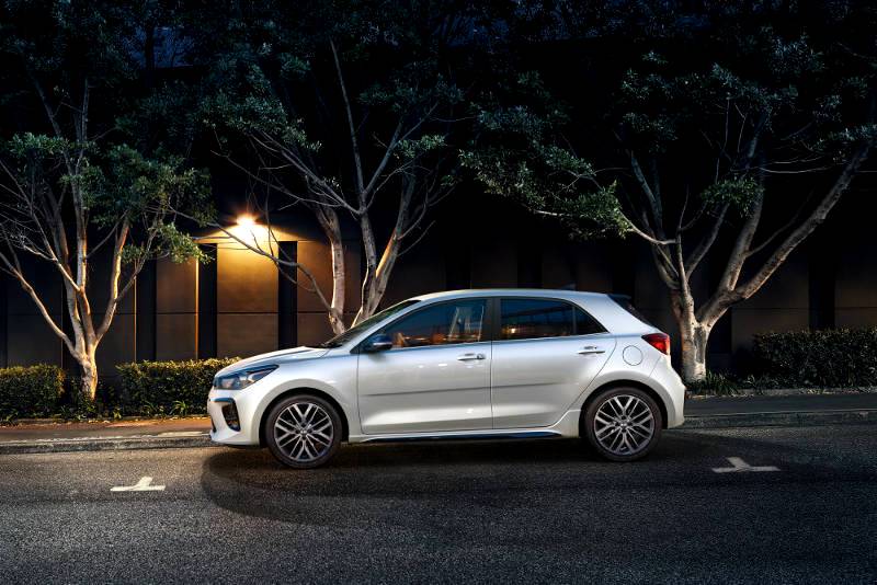 Electrified power, ‘big car’ technology and refreshed design for upgraded KIA Rio