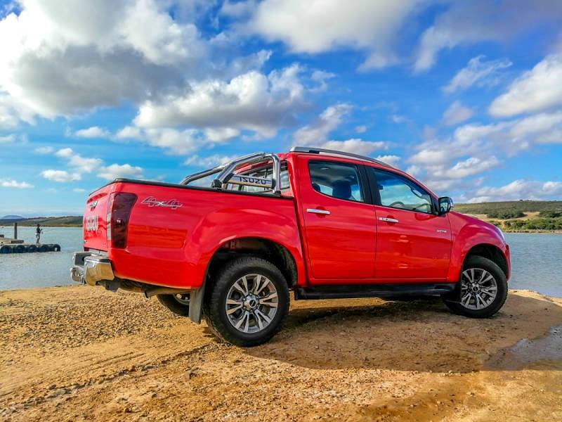 Which brand has the best salespeople?