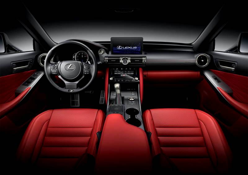 NEW LEXUS IS PUSHES LIMITS OF DYNAMIC PERFORMANCE