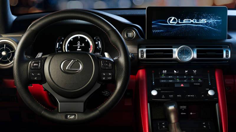 NEW LEXUS IS PUSHES LIMITS OF DYNAMIC PERFORMANCE
