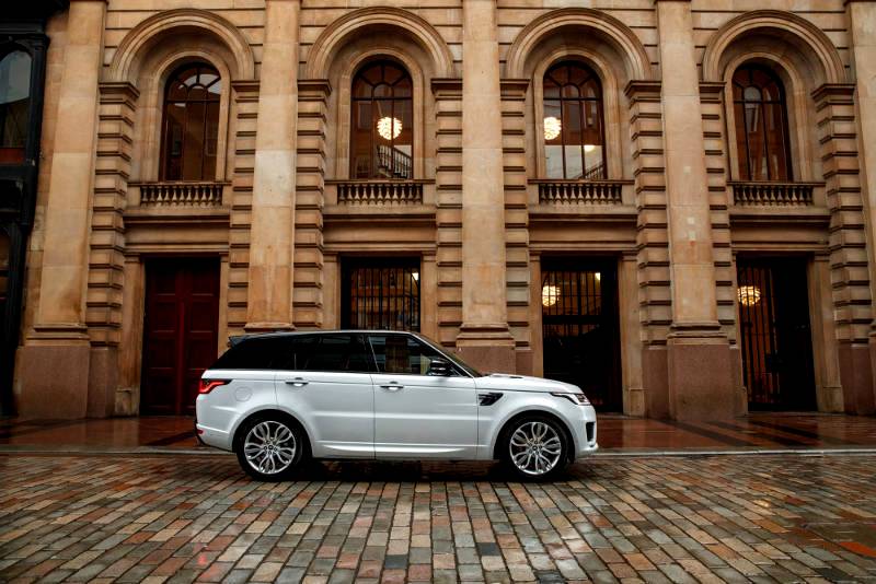 Range Rover Sport gains new engines and tech for 21 Model Year