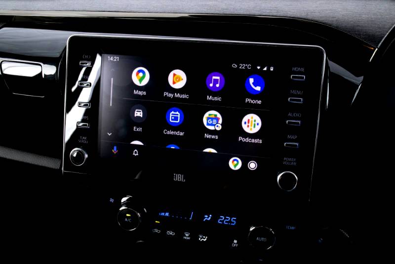 New Toyota Hilux – Tougher, more advanced