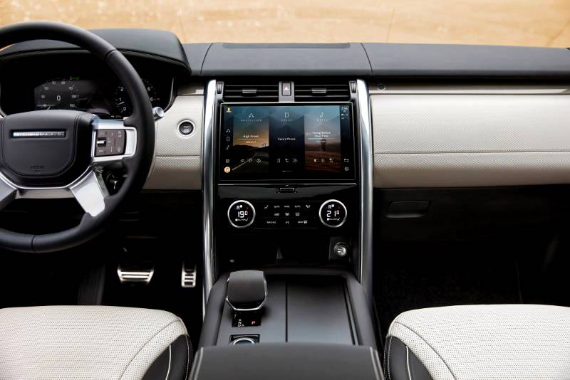 Jaguar Land Rover’s Pivi Pro infotainment system recognised by AUTOBEST awards