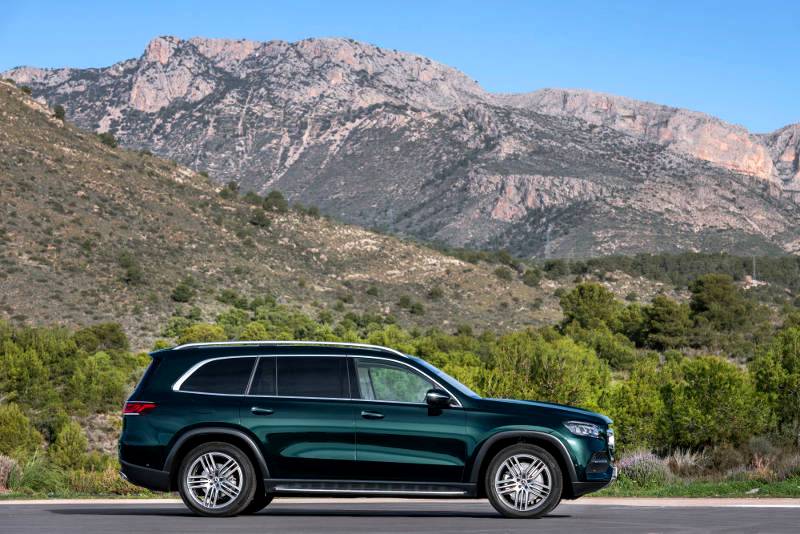 Mercedes-Benz GLS: The S-Class of SUV’s