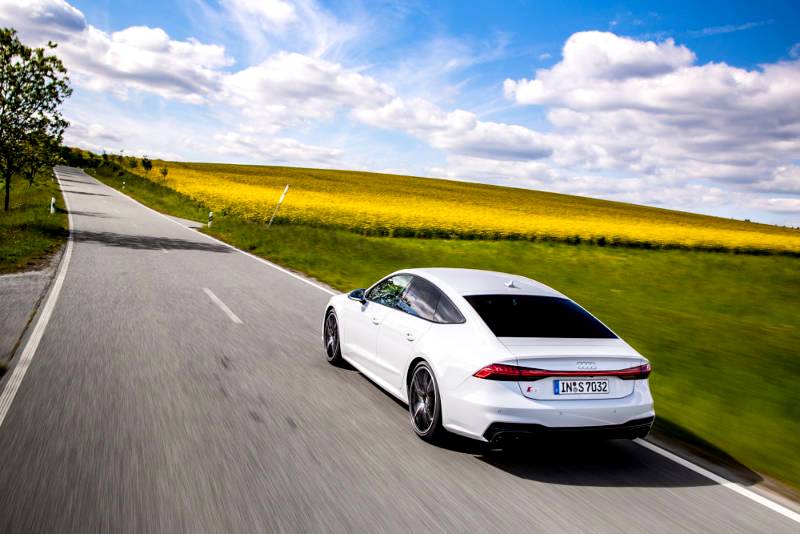 Performance, presence and comfort - The new Audi S7 Sportback