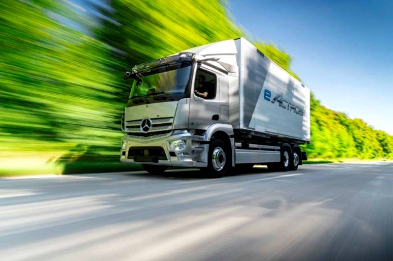 Mercedes-Benz Trucks bags another critically acclaimed International Truck