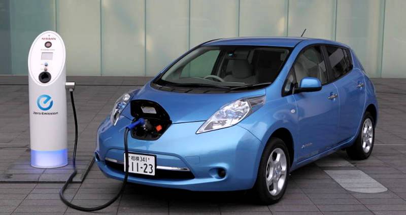 Nissan marks 10 years of LEAF sales