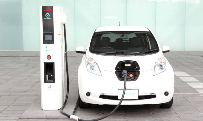 Nissan marks 10 years of LEAF sales