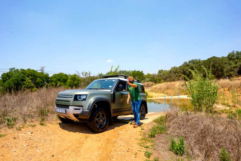 Springboks tackle Lonehill’s new off road track in the Land Rover Defender
