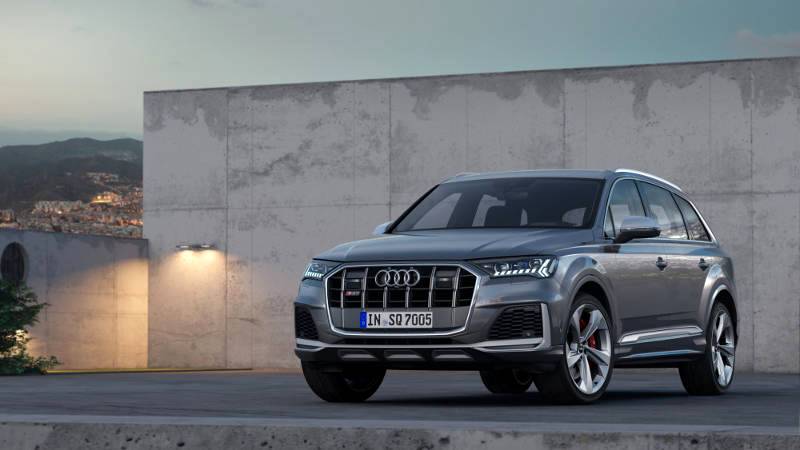 The SQ7 and SQ8 introduces a performance stint to the luxury C-SUV segment