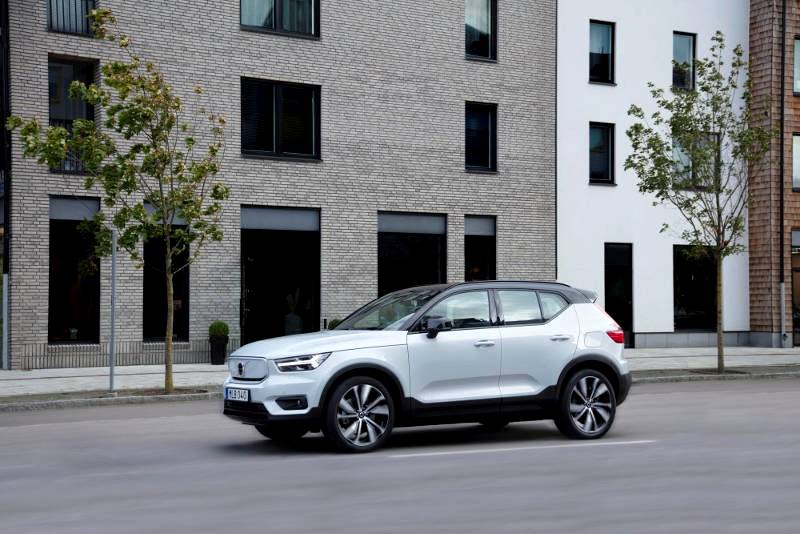 All pure electric Volvo models to be available online only