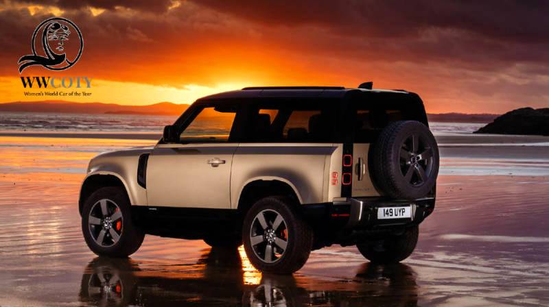 Land Rover Defender Supreme Winner Women’s World Car of the Year 2021