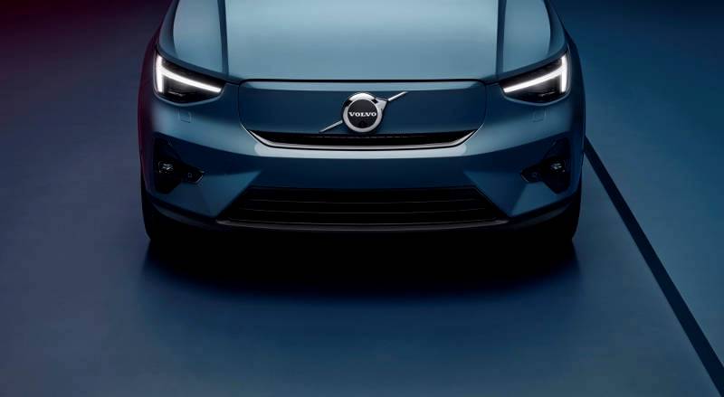 Volvo Cars launches new, pure electric Volvo C40 Recharge