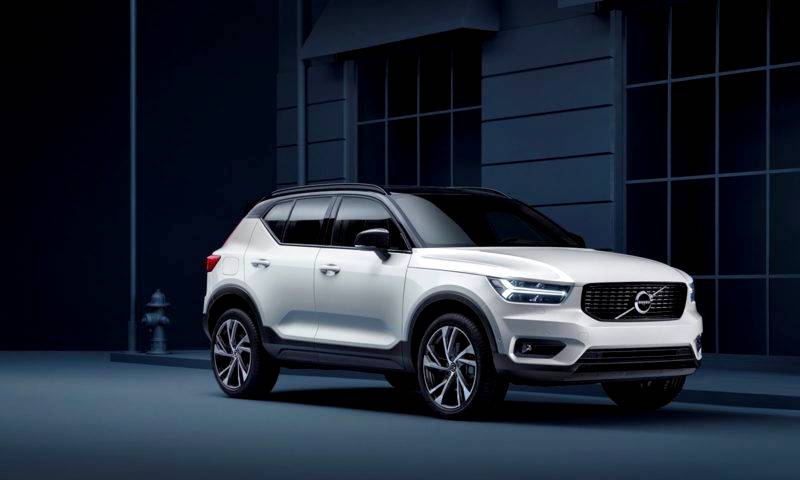 Volvo launches popular XC40 T4