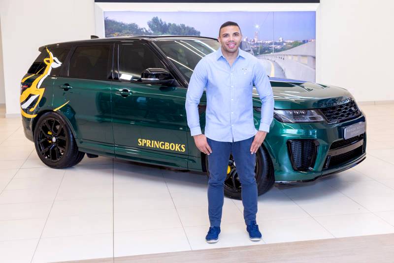 Land Rover supports rugby at all levels