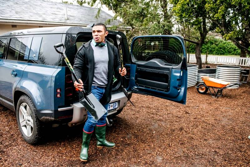 Land Rover joins forces with Bryan Habana