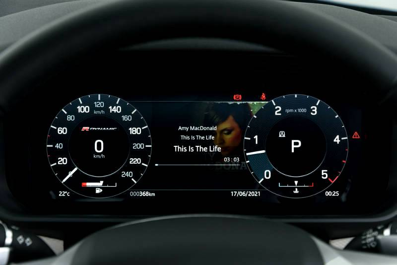 New Land Rover Discovery makes South African debut