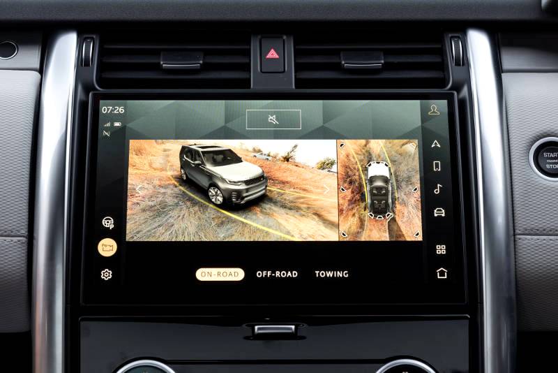 New Land Rover Discovery makes South African debut