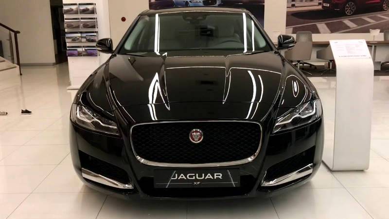 Jaguar XF embarks on a thrilling chase across London to celebrate the release of No Time To Die