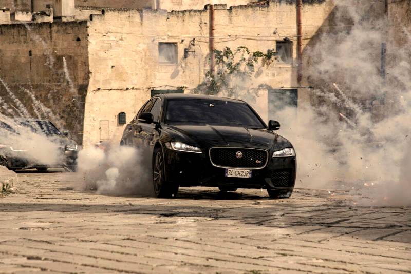 Jaguar XF makes its 007 debut in No Time To Die