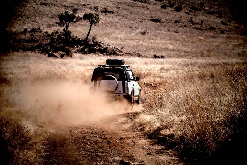 New transcontinental expedition for Kingsley Holgate and Land Rover Defender