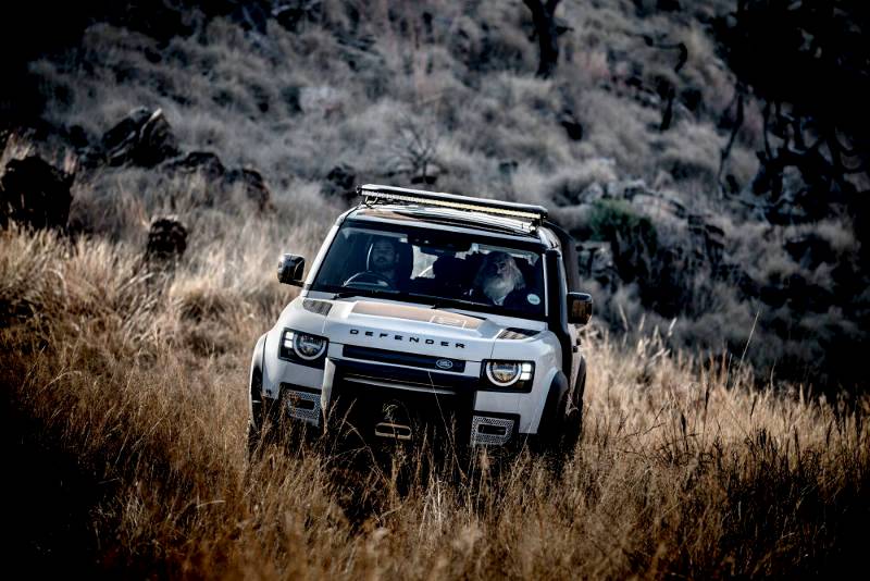 New transcontinental expedition for Kingsley Holgate and Land Rover Defender