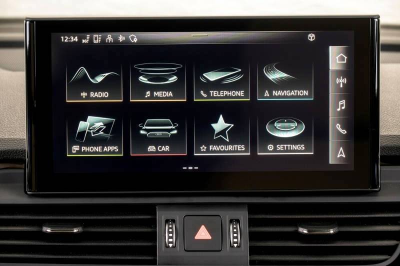 The first-ever Audi Q5 and SQ5 Sportback: Sporty, practical and elegant