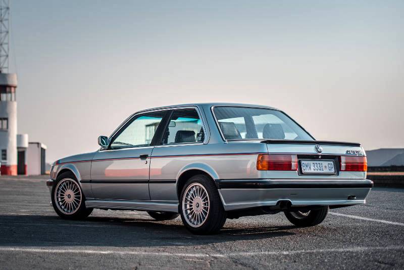 SentiMETAL to release 1/18 scale model of iconic BMW 333i