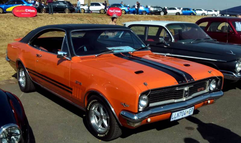 Sunny skies, no masks and The Classic Car Show