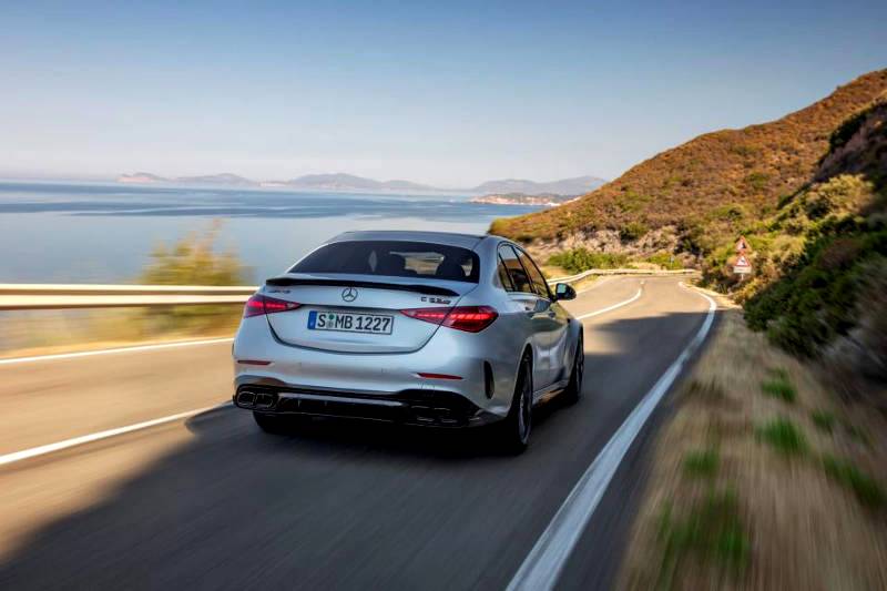 Digital world premiere of the new Mercedes-AMG C 63 S E