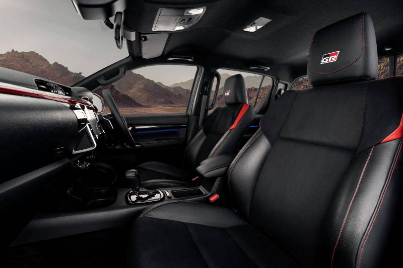 Toyota Hilux GR Sport - 165 kW of Attitude