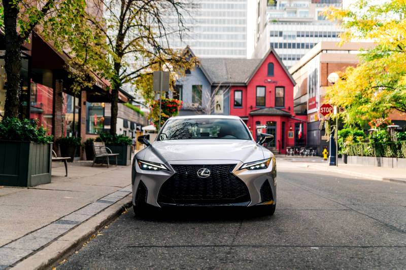 THE LEXUS IS 300h WELCOMES A SPEC CHANGE