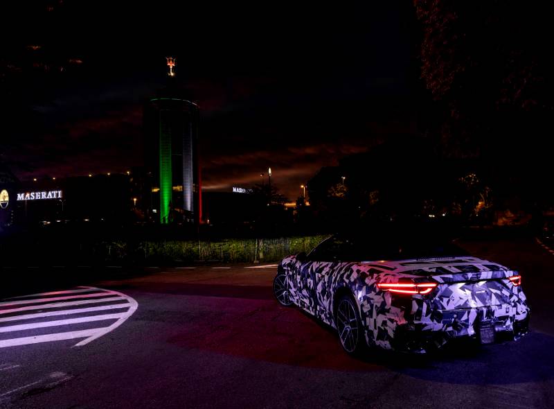 The first images of the new Maserati GranCabrio prototype