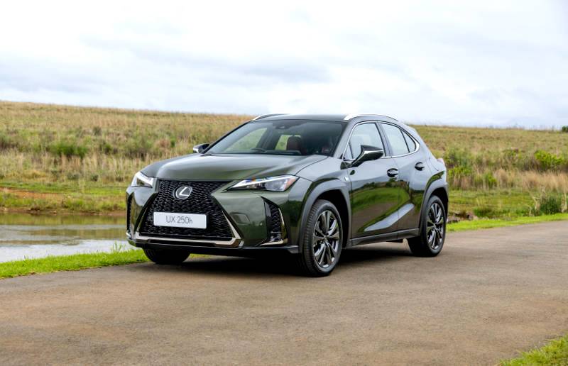 New bi-tone paint option F Sport