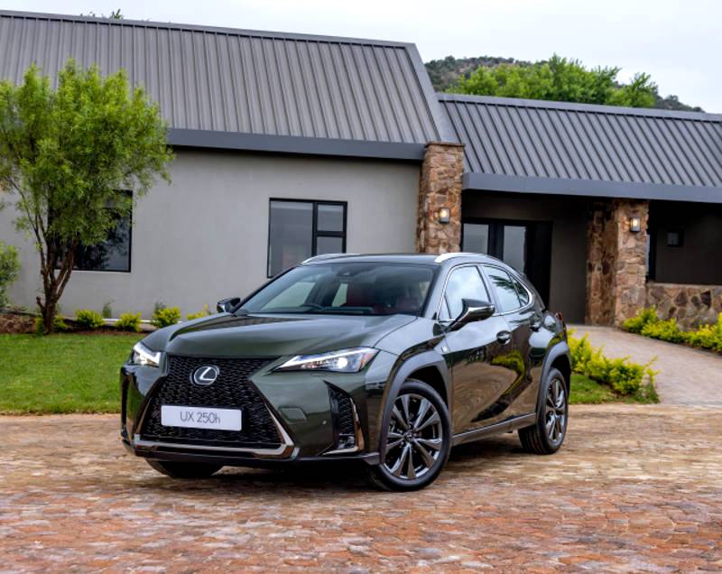 New bi-tone paint option F Sport