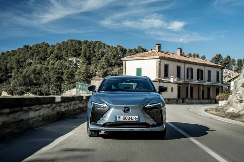 THE NEW ALL-ELECTRIC LEXUS RZ 450e